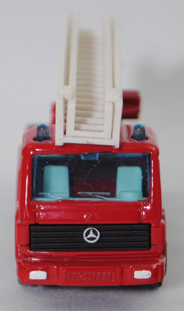 00001 Metz Hubrettungsfahrzeug DL 23-12 S auf Fahrgestell Mercedes-Benz SK 2429 6x4/41 (Modell 1989-1994) (Feuerwehr-Drehleiter), rot, Bpr. 0811/1019/1015, SIKU SUPER, 1:83, m