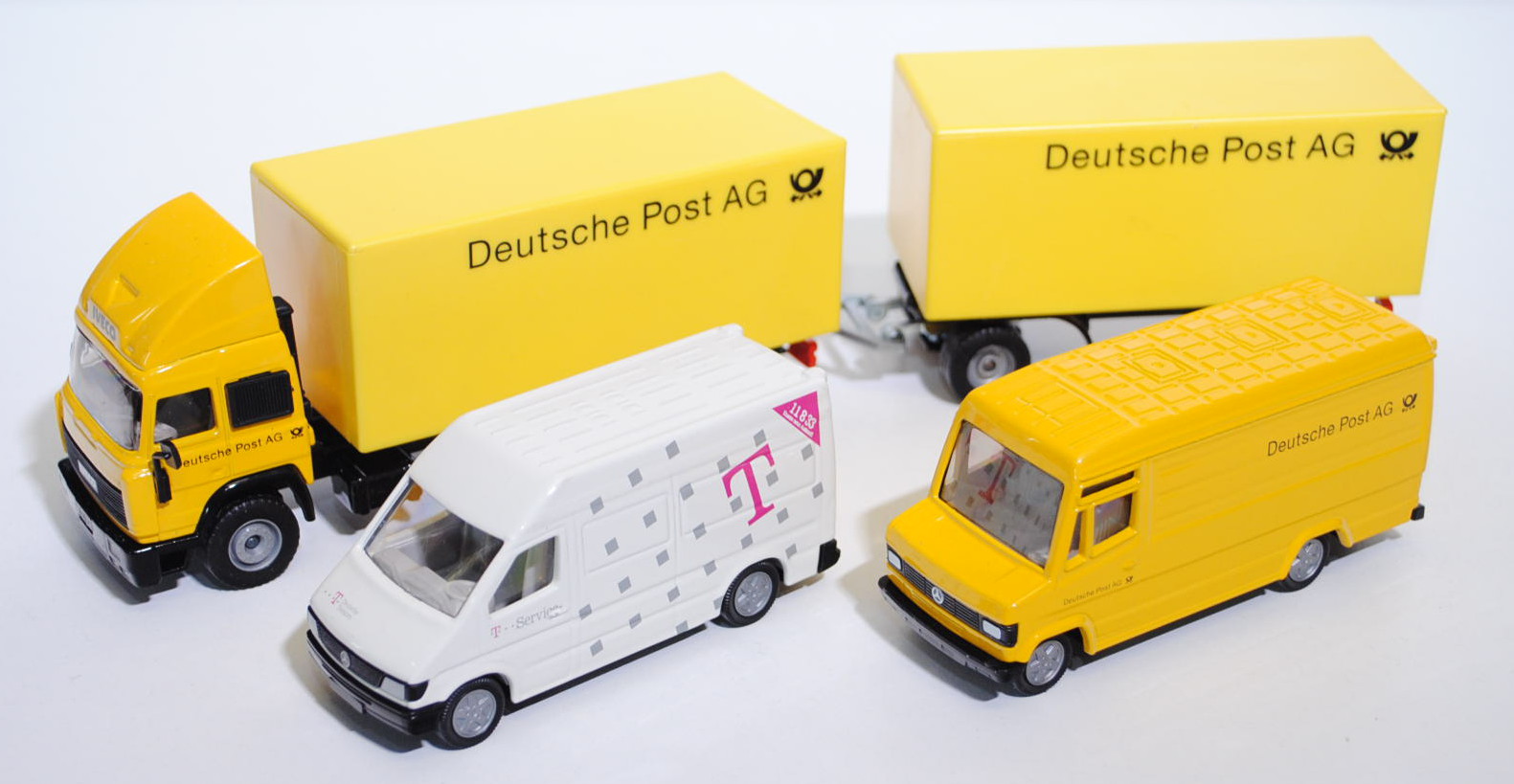 Post und Telekom-Set, mit Iveco TurboStar Koffer-LKW mit Anhänger (vgl. 3421), Mercedes Sprinter Pos