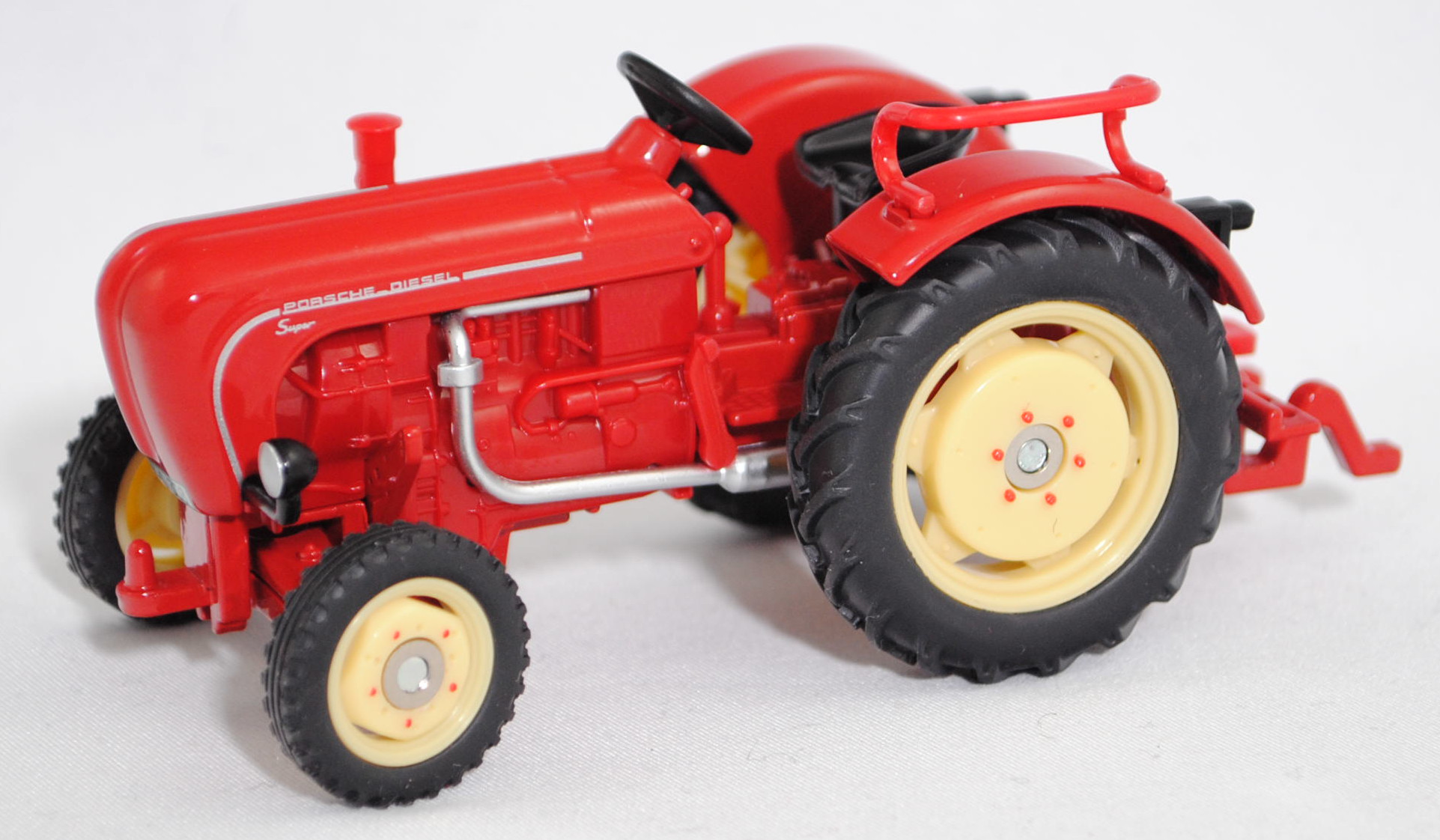00000 PORSCHE-DIESEL Super N 308 (Baureihe Super, Typ Ackerschlepper, Modell 1957-1960), karminrot, Sitz schwarz, Lenkrad schwarz, MK-S 308, SIKU FARMER CLASSIC, 1:32, L17mpK