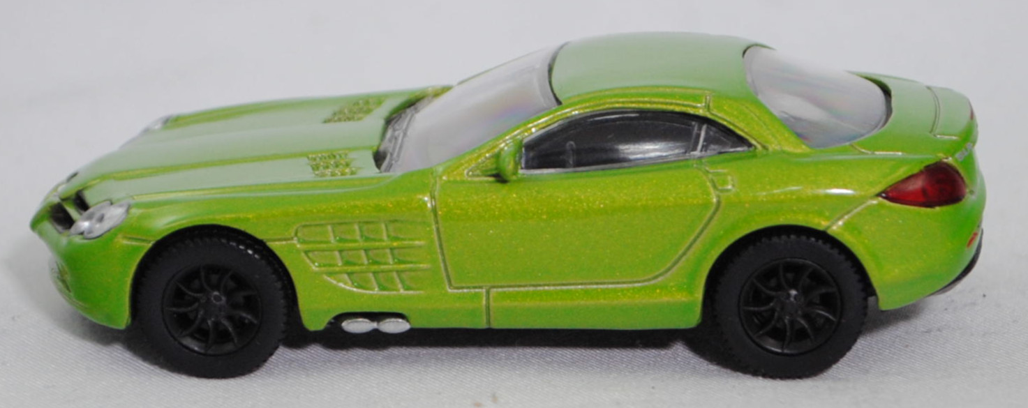 00006 Mercedes-Benz SLR McLaren (1. Generation, C 199, Modell 2004-2008), hell-gelbgrünmetallic, Bpr. 1004, B25a / B25b schwarz, SIKU SUPER, 1:55, m