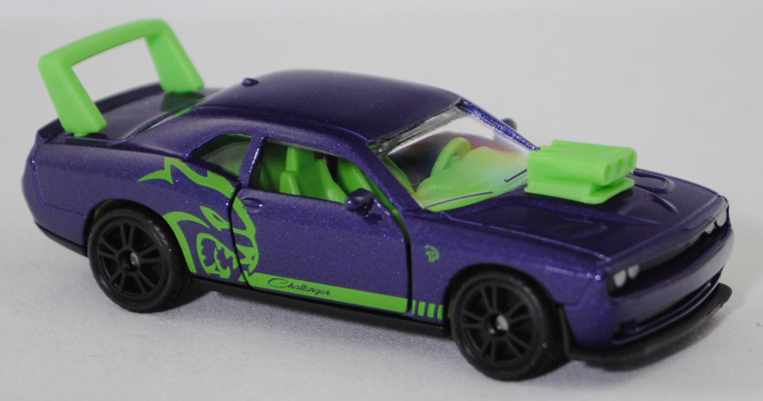 00000 Dodge Challenger SRT Hellcat (3. Generation, Facelift 2014, Modell 2014-2018) Custom, blauviolettmetallic (plum crazy pearlcoat), SIKU SUPER, 1:63, P29f