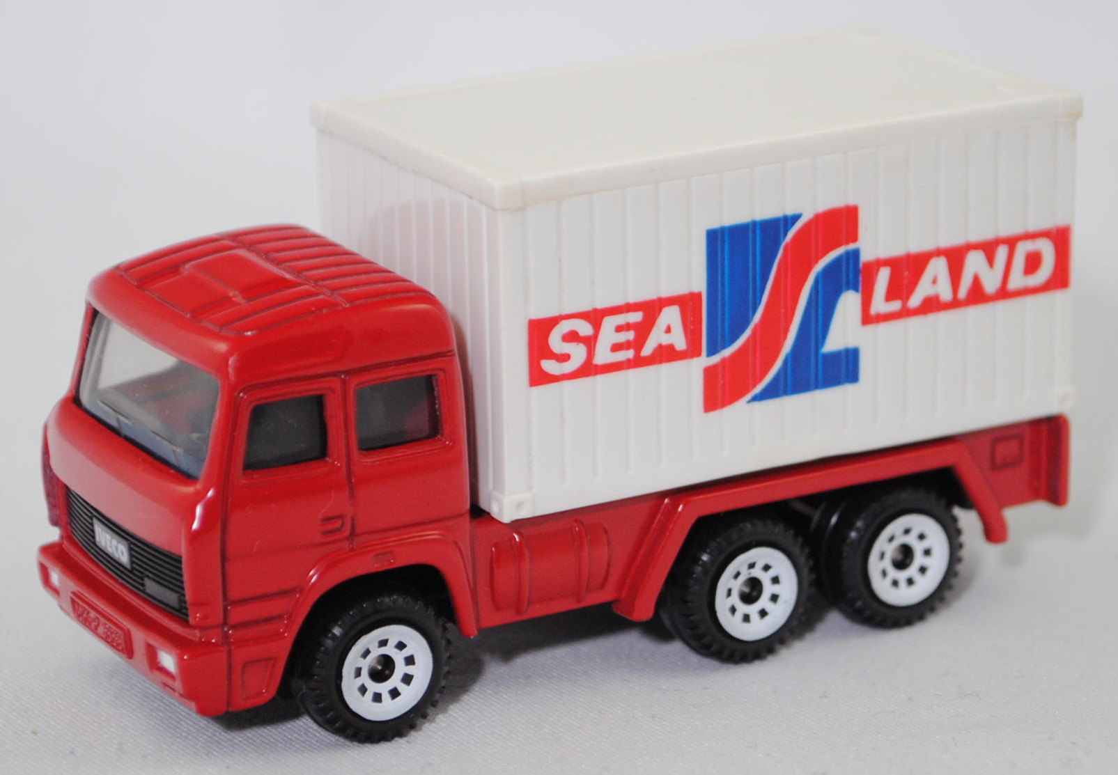 00001 Iveco TurboStar 240-36 6x2 (Modell 1987-1990) Container-Transporter, karminrot, Bpr. 0815 / 0816, C1 reinweiß, 1:86, Container reinweiß, SEA LAND, 1:121, SIKU SUPER, m