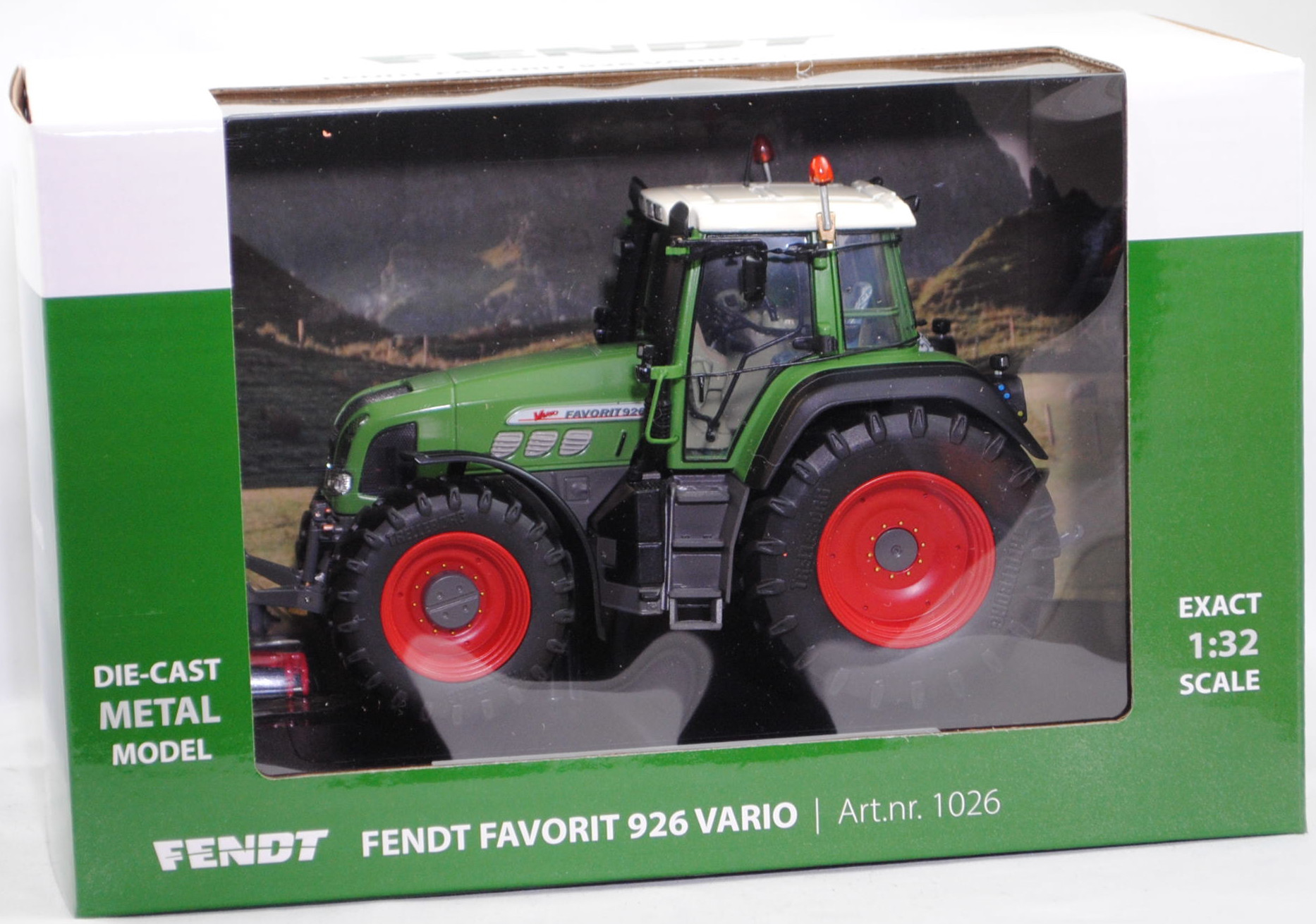 Fendt FAVORIT 926 Vario (interne Typenbezeichnung FWA 926, T 926.210, Facelift 1999, Ausführung 1999-2002), hell-grasgrün, weise-toys by HOLLAND OTO, 1:32, mb