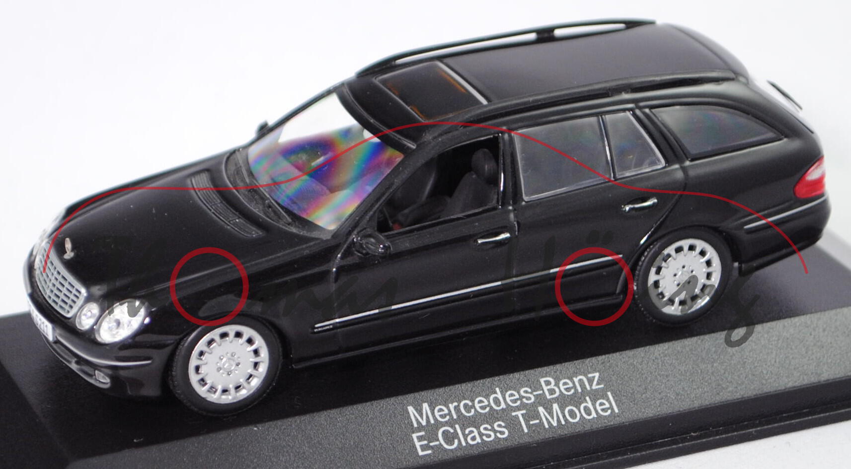 Mercedes-Benz E-Klasse T-Modell (S 211, Mod. 2003-2006), obsidianschwarz met., Minichamps, 1:43, mb