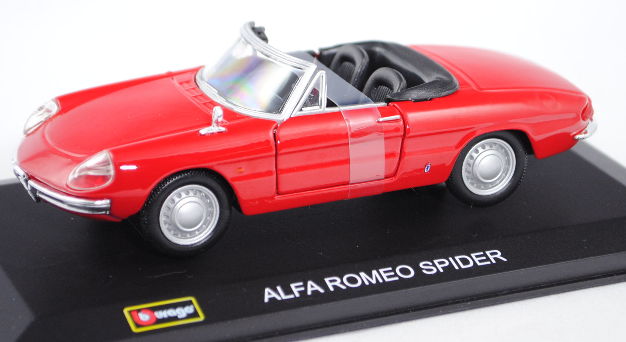 Alfa Romeo Spider (1. Generation, Baureihe 105 (Duetto), Modell 1966-1969), karminrot, innen schwarz