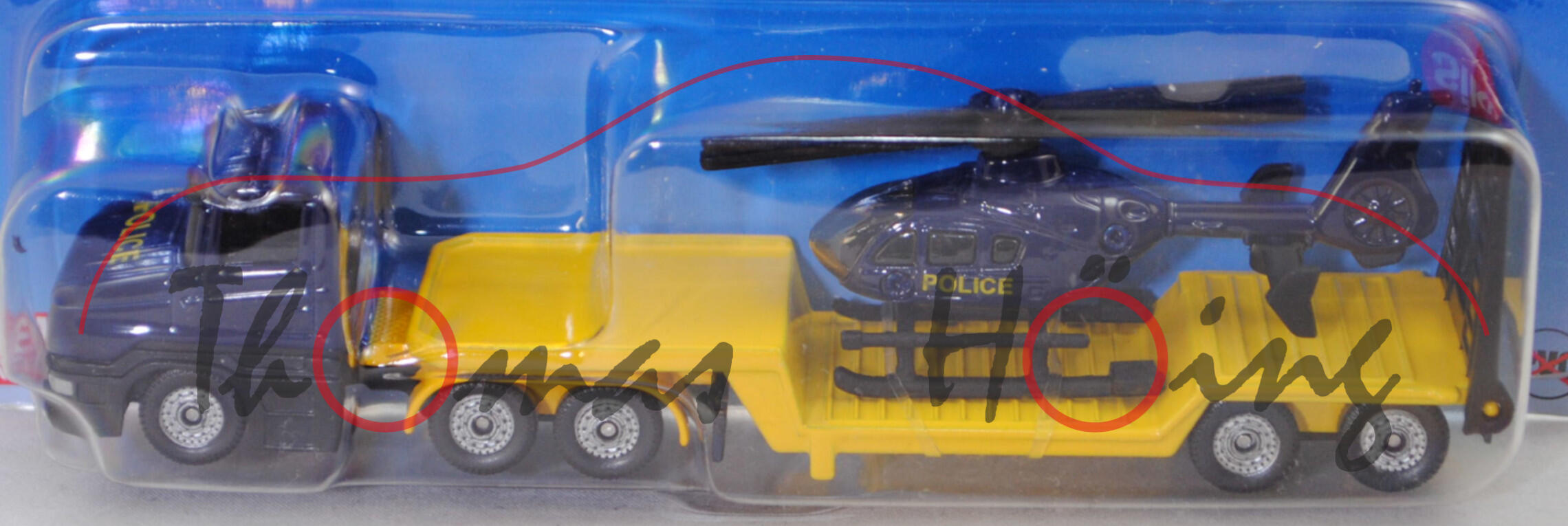 00600 IE und GB Scania T114GA (Modell 1995-1998) mit Sattelauflieger und Eurocopter EC 135 T1 (Modell 1996-2002), saphirblau, POLICE, SIKU, P29e