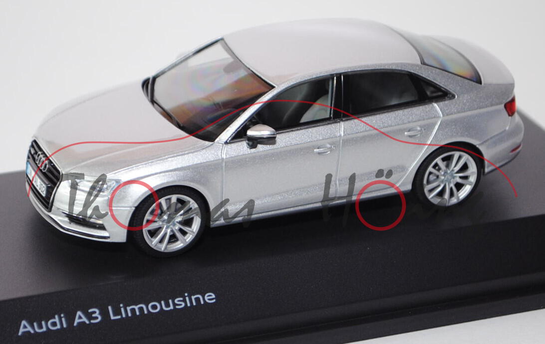 Audi A3 Limousine (Typ 8V, Modell 2013-2016), eissilber metallic, Herpa, 1:43, Werbebox (Limited)