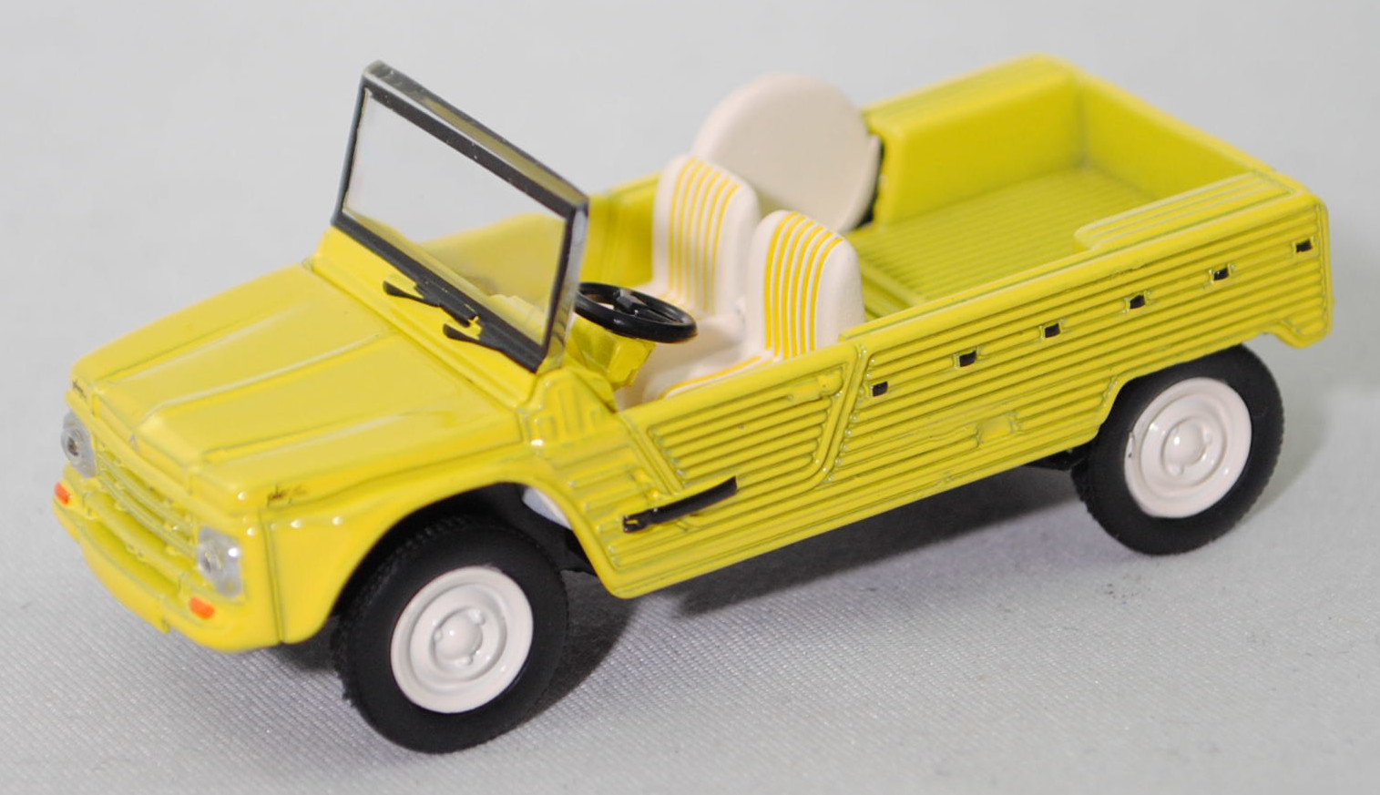 Citroen Méhari (Facelift 1977, Modell 1977-1987), hell-zinkgelb, Norev CLASSIC Sortiment, 1:54, mb