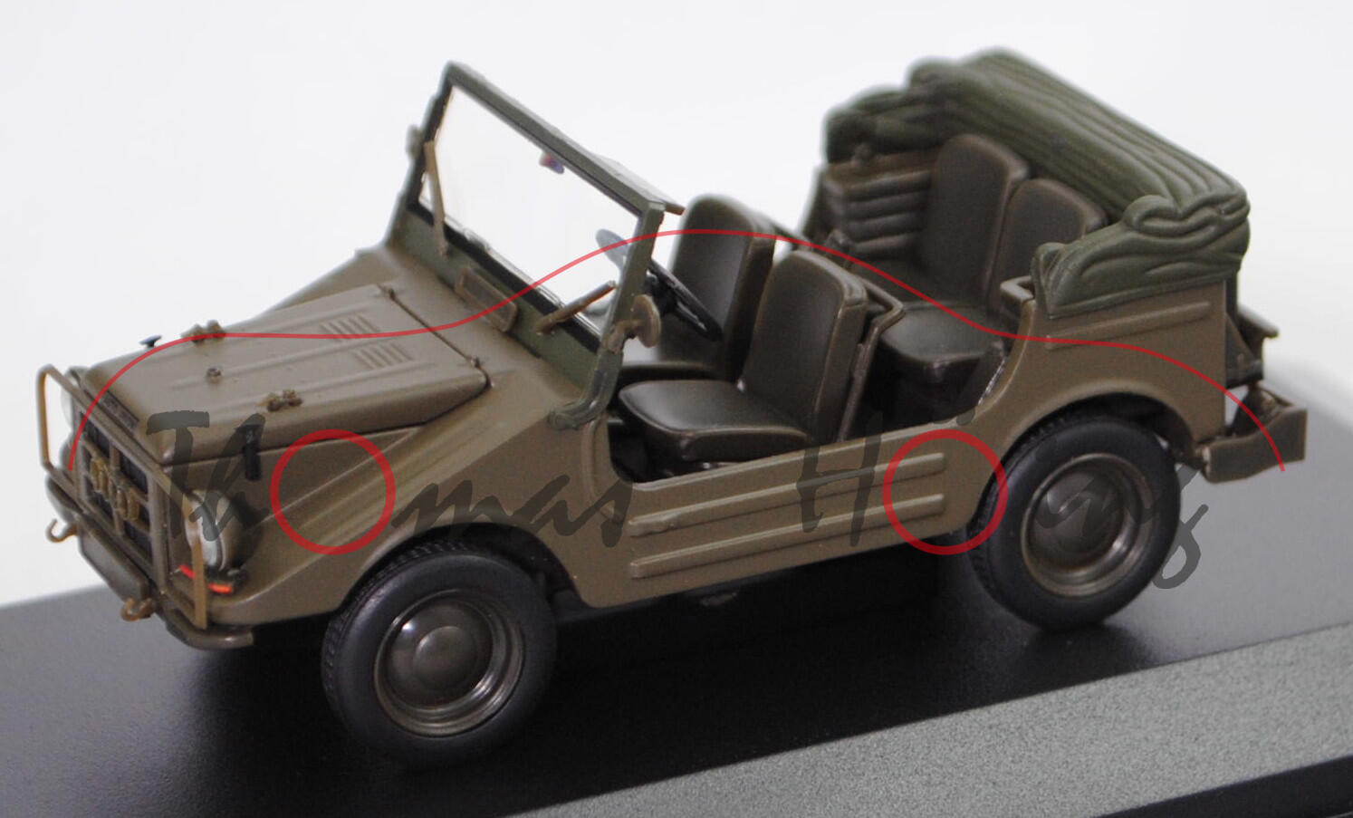 AUTO UNION-DKW MUNGA F91/4 900 (Mod. 55-58) Bundeswehr, olivgrün, Maxichamps, 1:43, PC-Box