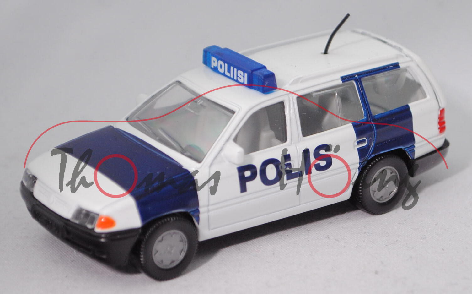 03200 FI Opel Astra Caravan 1.4i (Typ F, Fünftürer, Modell 96-98), weiß/saphirblau, POLIS / POLIISI