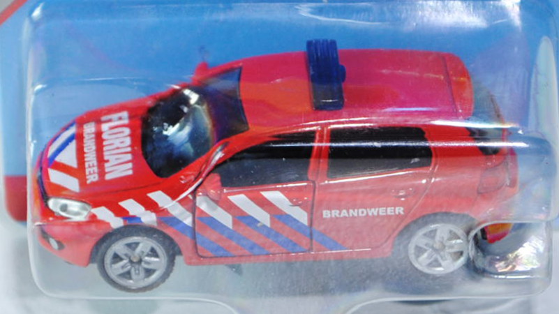 00301 VW Golf VI 2.0 TDI Feuerwehr, Modell 2008-2012, verkehrsrot, innen schwarz, FLORIAN / BRANDWEE