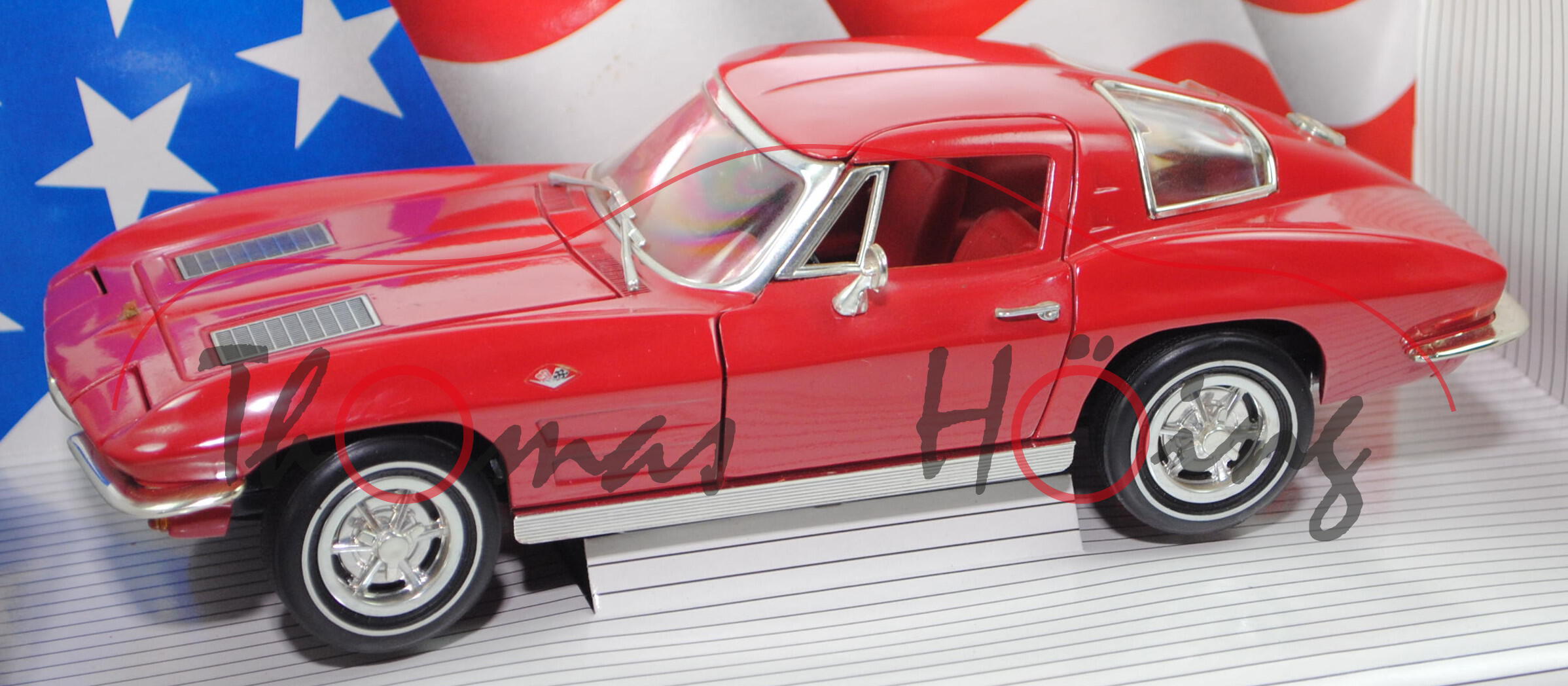 Chevrolet Corvette Sting Ray (Split Window, Modell 1963-1964, Baujahr 1963), rot, ERTL, 1:18, mb