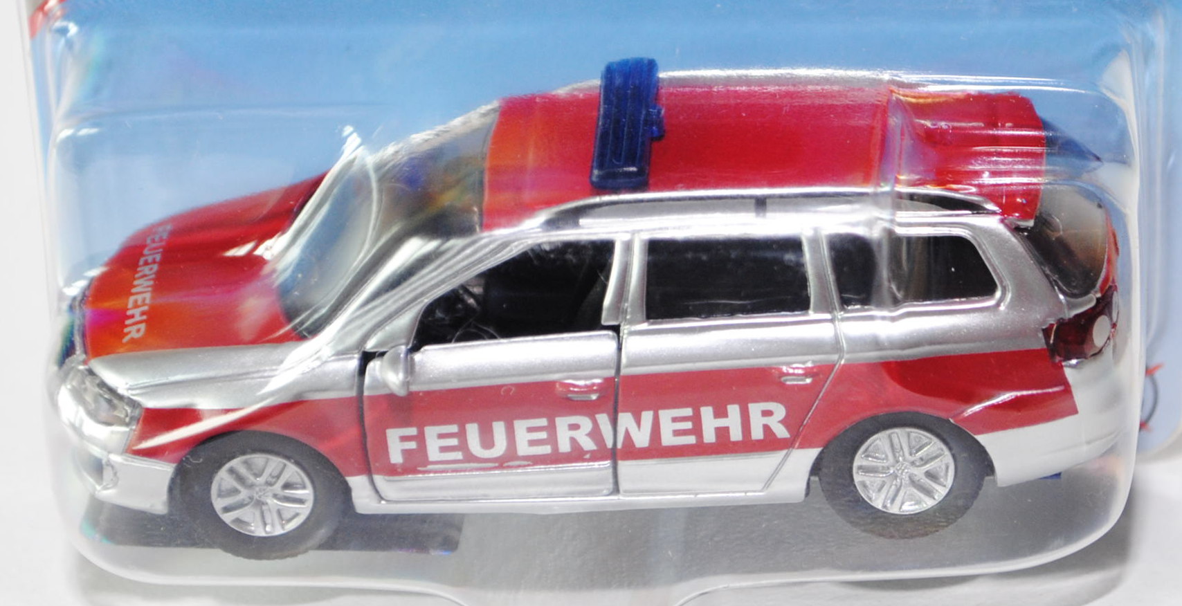 00000 VW Passat Variant 2.0 FSI (B6, Typ 3C) Feuerwehr-Kommandowagen, Modell 2005-2010, weißaluminiu