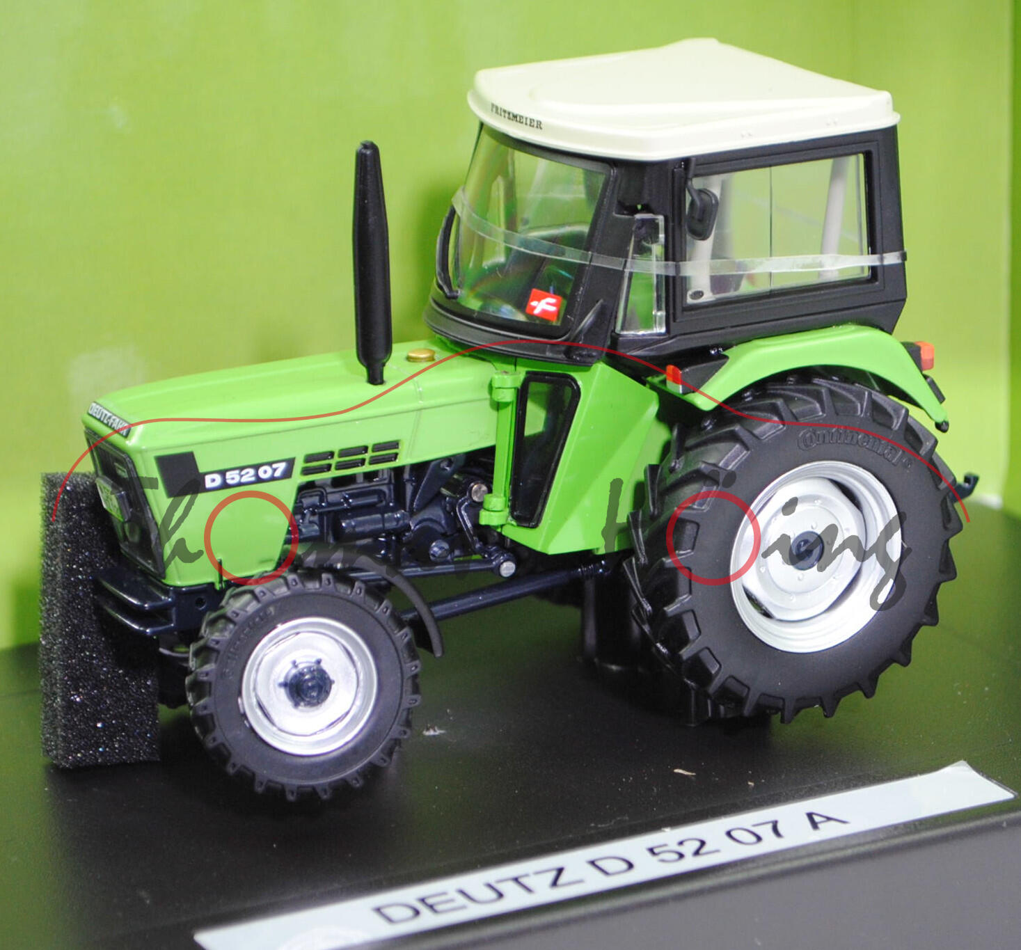 DEUTZ-FAHR D 52 07 A (Mod. 80-84) m. Fritzmeier Verdeck, grün, weise-toys by HOLLAND OTO, 1:32, mb