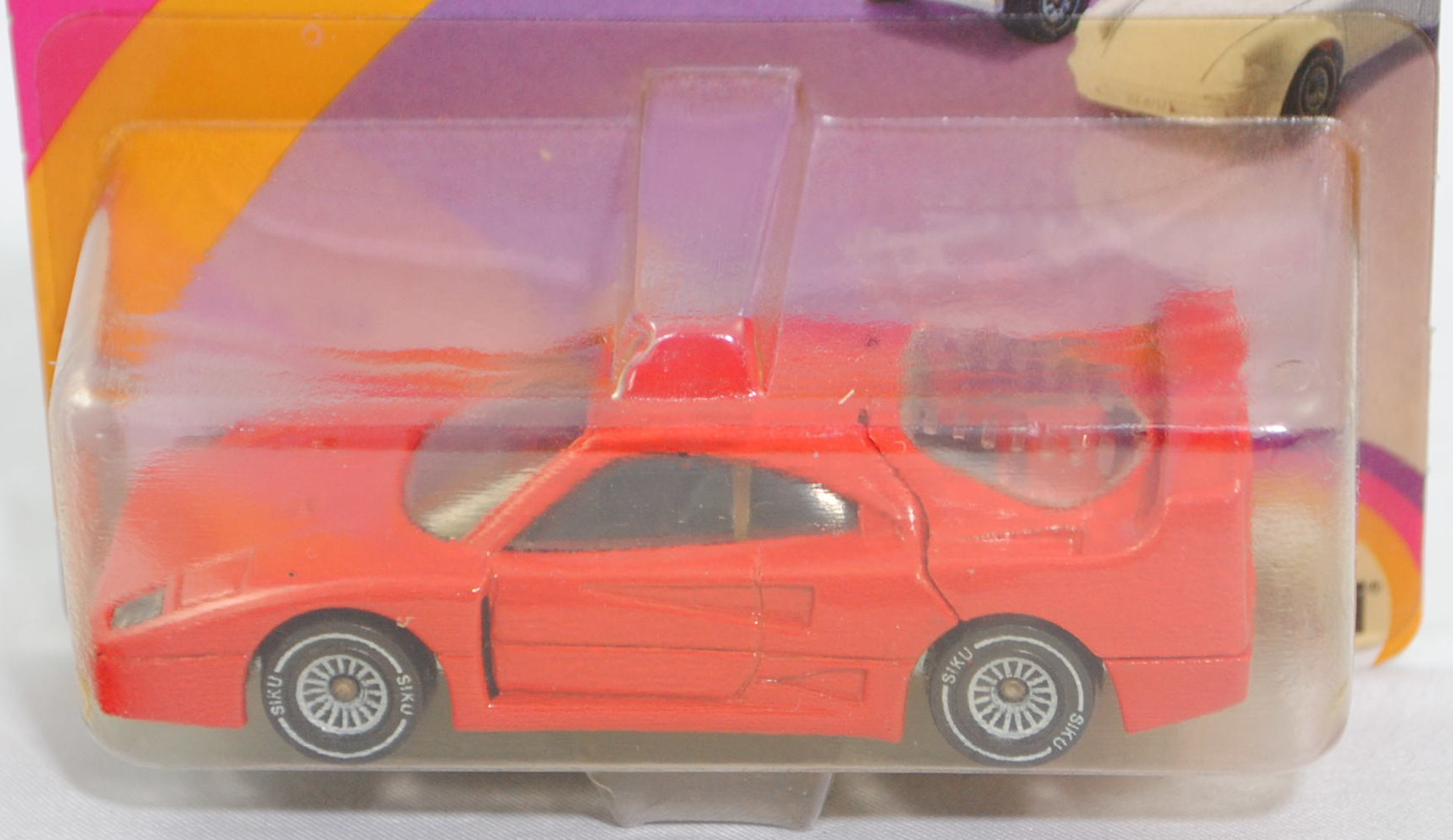 00000 Ferrari F40 (Typ F120, Modell 1987-1992), verkehrsrot (vgl. rosso corsa beim Original, Farbcode FER 300/6), Chassis chrom, W-Germ, ohne CE-Zeichen, B4, SIKU SUPER, 1:56, P23 vergilbt