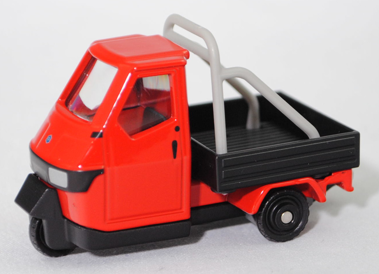 00000 Ape 50 2T E4 Cross Country (Typ E4, Modellcode E33M000040, Facelift 2019, Modell 2019-), verkehrsrot/schwarz/papyrusweiß, SIKU SUPER, 1:43, P29f