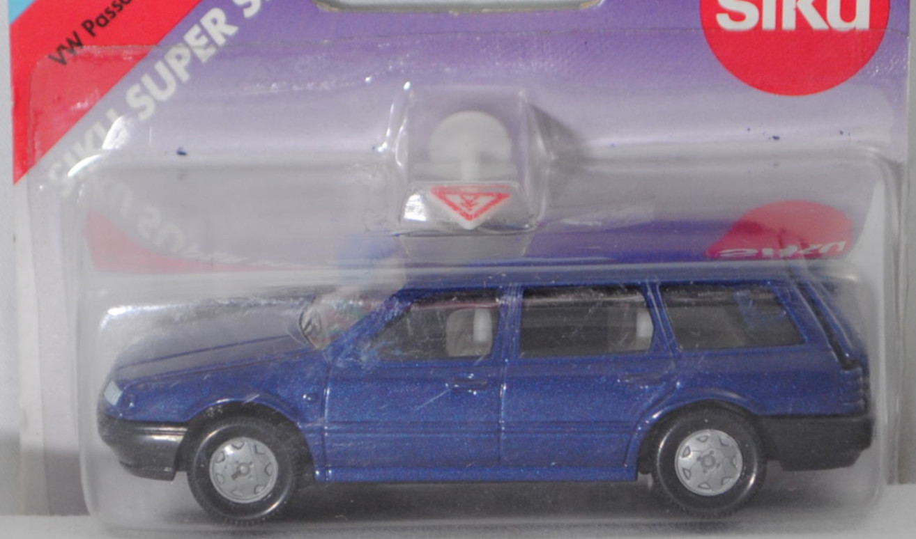 00000 VW Passat Variant VR6 Exclusiv (4. Generation, B4, Werkscode 35i / Typ 3A5, Modell 1993-1997), saphirblaumetallic (windsorblau metallic), SIKU SUPER, 1:55, P27