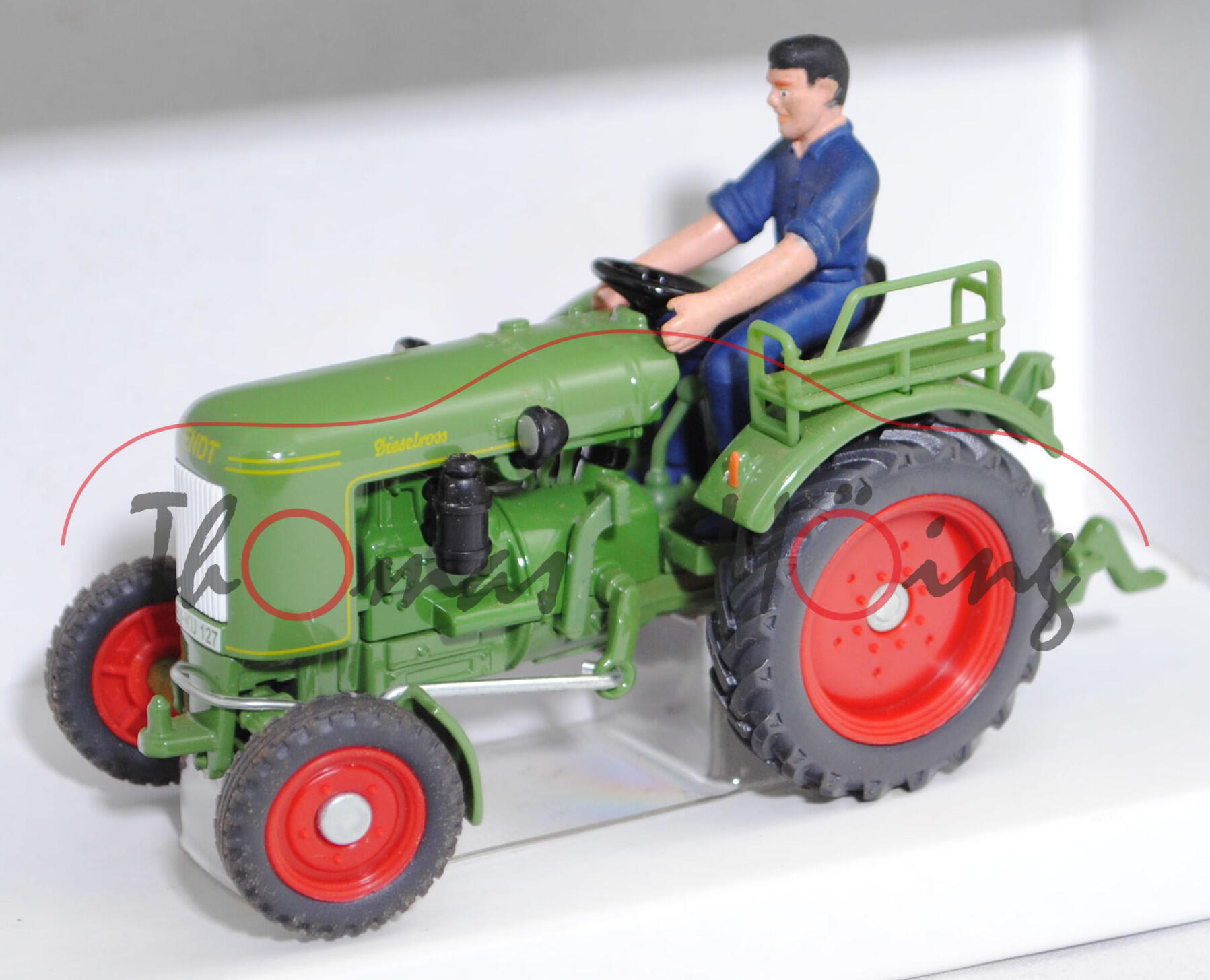 00000 Fendt Dieselross F 28 P (Typ Ackerschlepper, Modell 1951-1958), farngrün, SIKU, 1:32, L17P