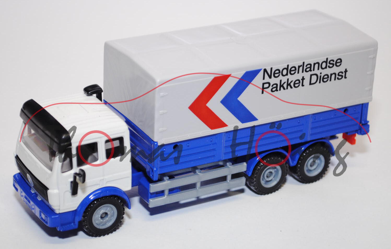 00300 Mercedes SK LKW mit Plane, cremeweiß/ultramarinblau, Nederlandse / Pakket Dienst, LKW12, L15, 