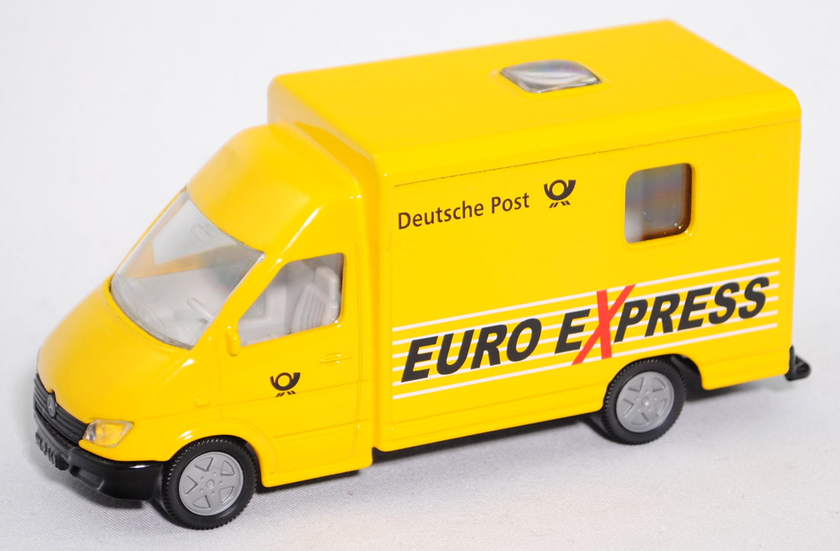 00001 Mercedes-Benz Sprinter (T1N Facelift 1, W 903, Modell 2000-2002) 316 CDI mit Kofferaufbau Pake