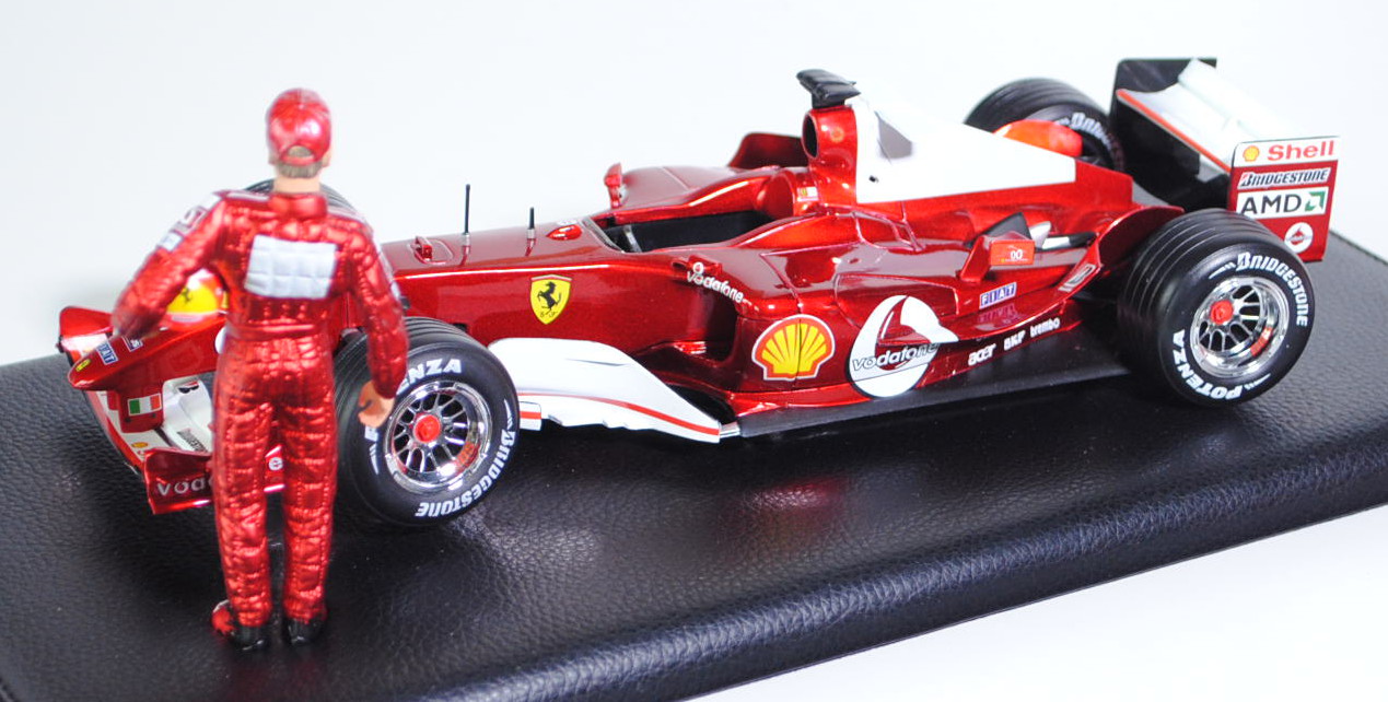 Ferrari F2004, rubinrotmetallic/reinweiß, Team Scuderia Ferrari Marlboro (1. Platz), Fahrer: Michael