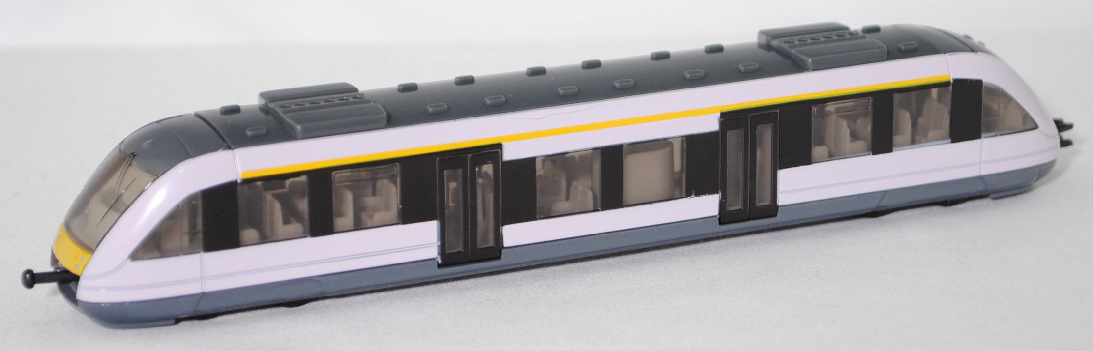 00701 IE Nahverkehrszug (Regionaltriebwagen Alstom Coradia LINT 27, Baureihe 640, Modell 1999-), grauviolett, Kupplung mit seitliche Führungen, SIKU SUPER 1:120, 1:114, P29f (Limited)