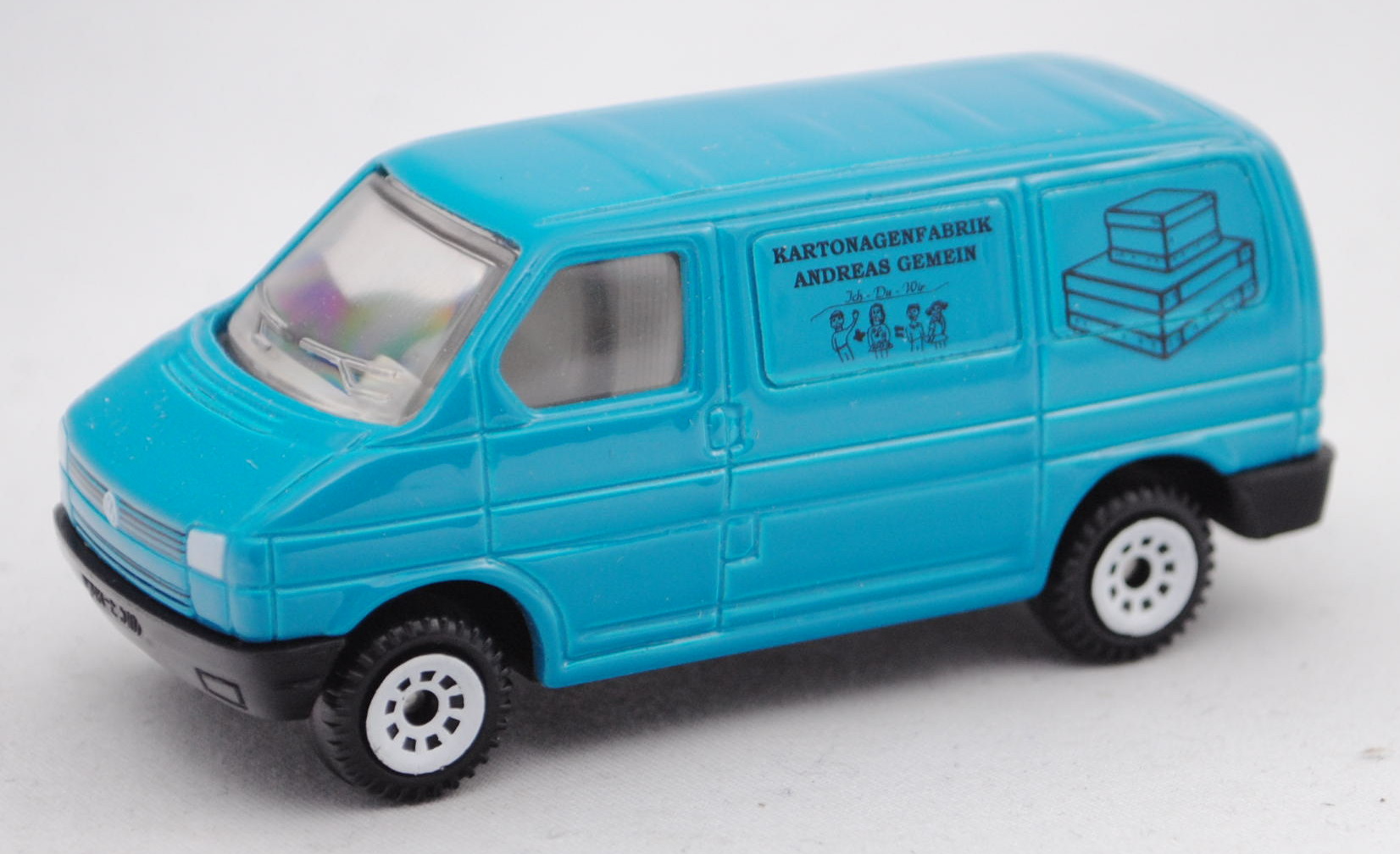 VW T4 Transporter Kastenwagen (Typ 70, Modell 1990-1995), türkisblau, Kartonagenfabrik / Andreas Gem