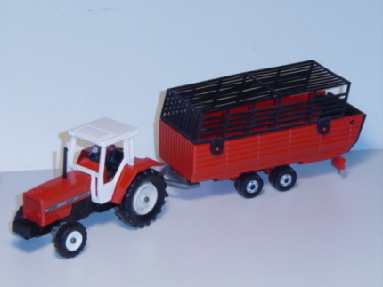 00000 Massey Ferguson 3080 2WD (Mod. 86-88) mit Heuwagen, Heuwagen B10