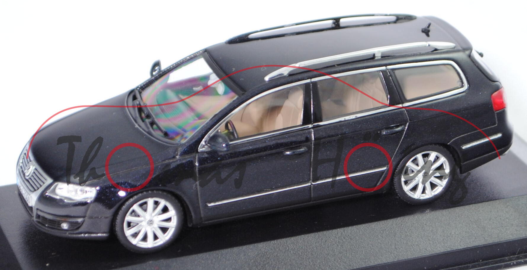 VW Passat Variant Comfortline 2.0 TDI (B6, Modell 05-08), orcaschwarz metallic, Minichamps, 1:43, mb