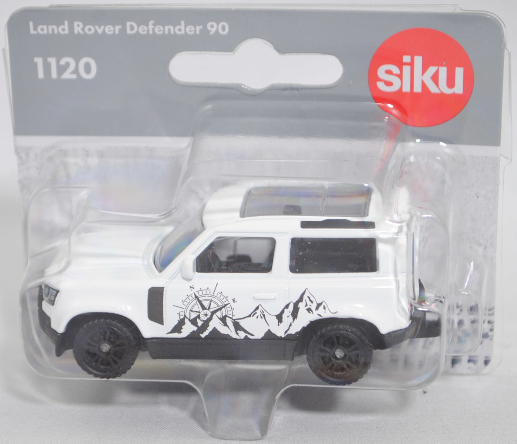 00000 Land Rover Defender 90 S P400 AWD (2. Generation, L663, Vorfacelift, Modell 2020-2025), fuji white, Druck Kompassrose und Berge auf den Seiten, SIKU SUPER, 1:59, P29f