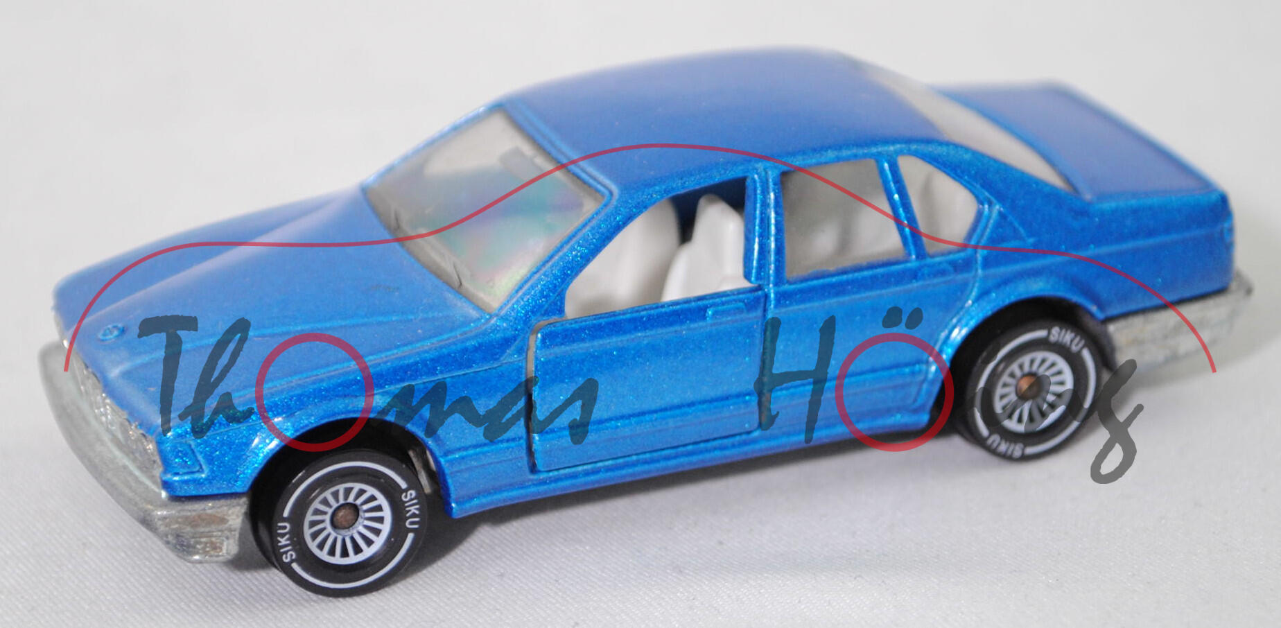 00000 BMW 735i (Baureihe E32, Modell 1986-1992), dunkel-verkehrsblaumetallic, SIKU, 1:57, m-