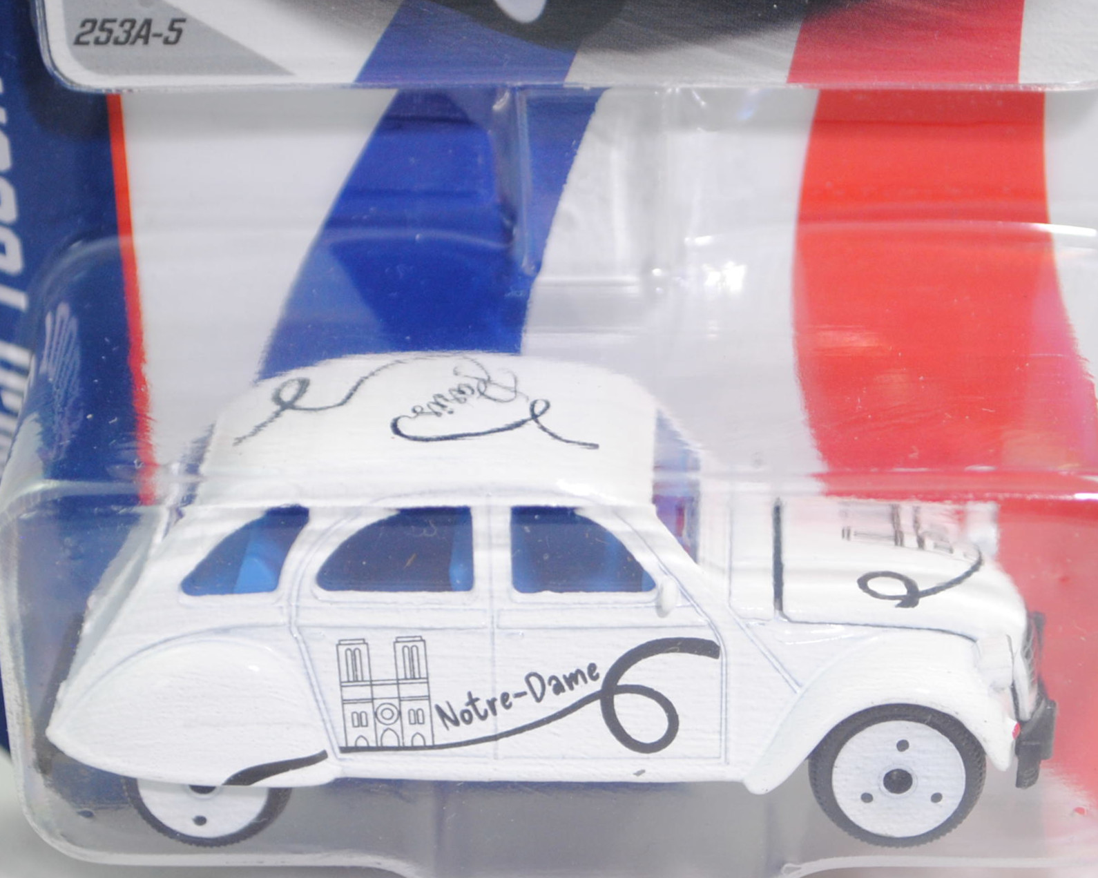 Citroen 2CV 6 (Typ AZKA, Modell 1975-1977), reinweiß, Notre-Dame, Nr. 253A-5, majorette, 1:64, Blister