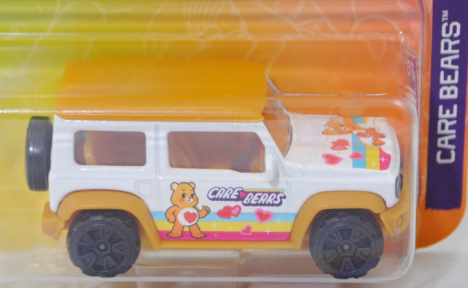 Suzuki Jimny (2. Generation, Typ GJ, Modell 2018-) (Nr. 215 A), reinweiß (withe), Dach honiggelb, CARE BEARS, majorette, 1:53, Blister (CARE BEARS™ PREMIUM CARS)