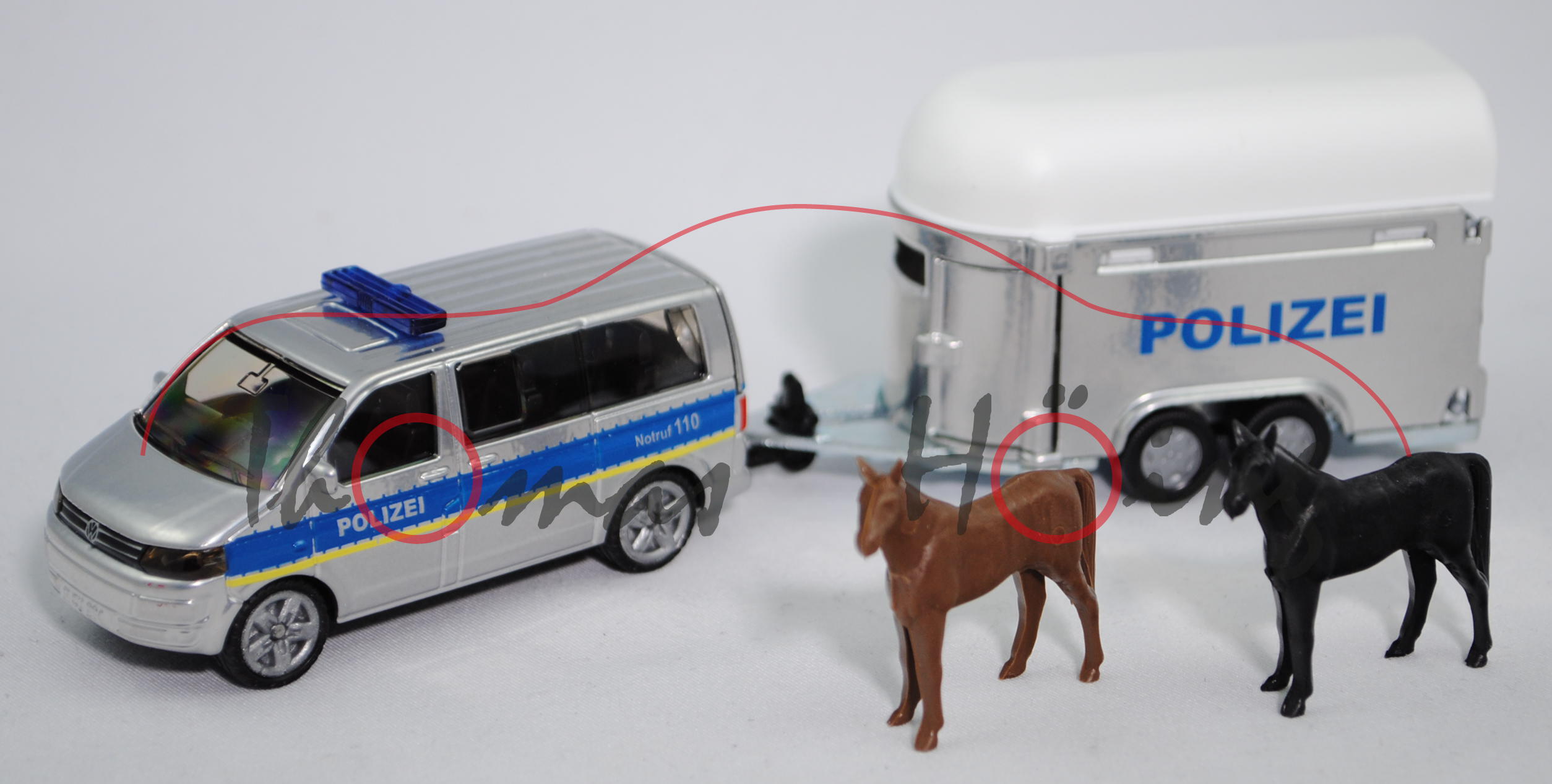 00012 VW T5 facelift Multivan (Modell 2009-2015) mit Pferdeanhänger, chromsilber/blau, POLIZEI Notru