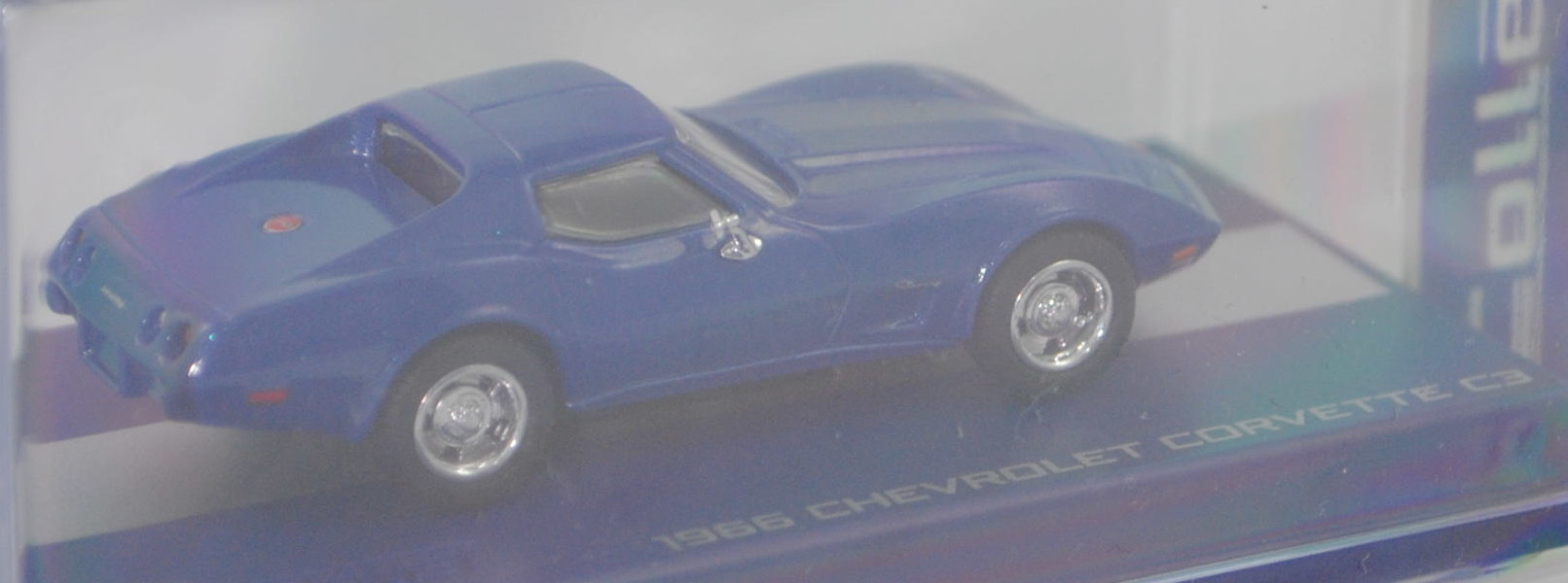 Chevrolet Corvette Stingray Coupé (3. Generation, C3, Änderungen 1975 zum Modelljahr 1976, Modell 1975-1976), hell-kobaltblaumetallic, majorette, 1:64, PC-Box im Blister (Collection)