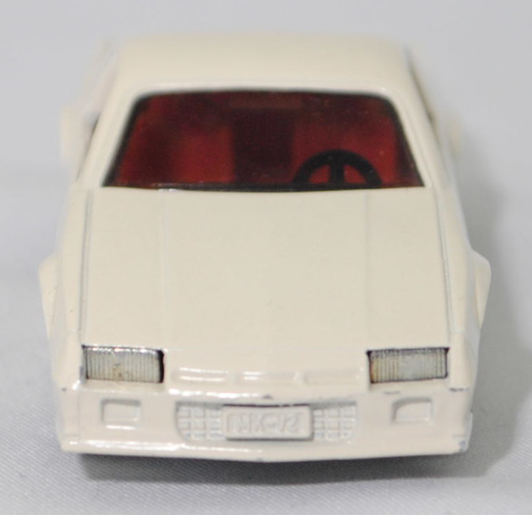 00001 Chevrolet Camaro Berlinetta 5.0L V8 (Modell 1982-1984), cremeweiß, Bpr. CAMARO Z 28, W-Germ, Chassis chrom, ohne CE-Zeichen, B4, SIKU SUPER, 1:59, m-