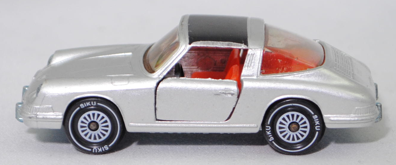 00008 Porsche 911 E Targa (F-Modell bzw. Urmodell, B-Serie, Modell 1968-1969), silber, Lenkrad schwarz, Dach schwarz, Bpr. V234 und 1010, W-Germ, Verglasung rauch, R11 glatt, SIKU, 1:60, m