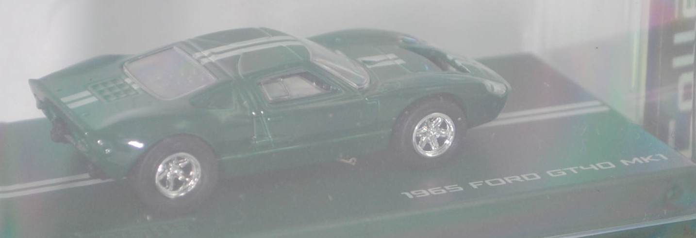 Ford GT40 (1. Generation, Mk I bzw. Mark 1, Modell 1965-1967), moosgrün, innen schwarz, majorette, 1:64, PC-Box im Blister (Collection)
