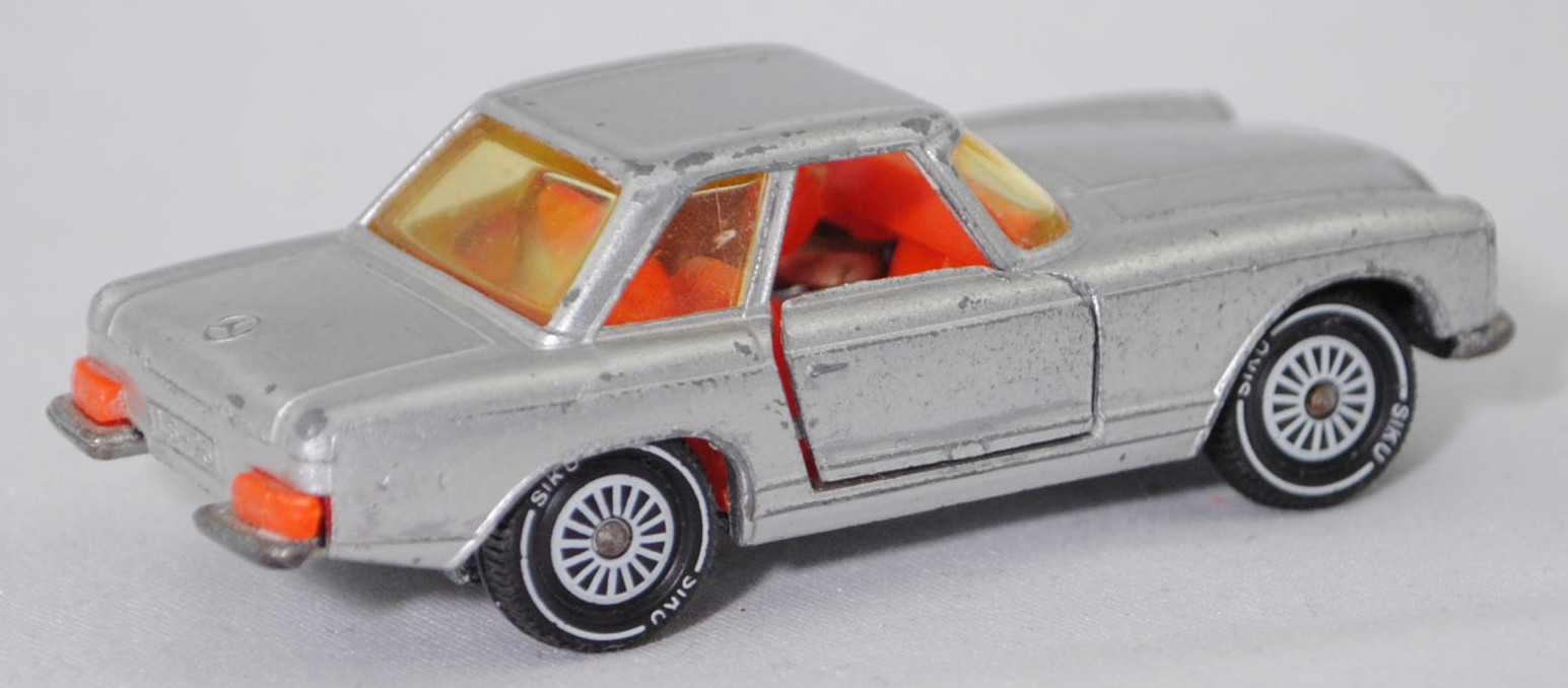 00006 Mercedes-Benz 280 SL (W 113, Pagode, Modell 1968-1971) mit Hardtop (Coupédach), silber, Bpr. V 302 / 1017, W-Germ, Verglasung gelb, R11 gerillt, SIKU SUPER, 1:60, vsc