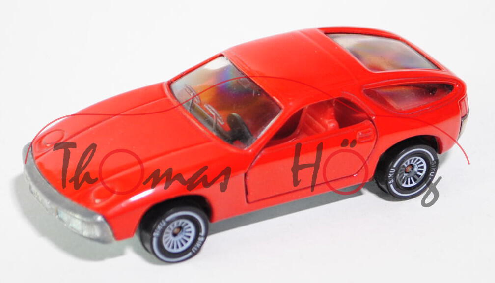 00004 Porsche 928, Modell 1977-1982, verkehrsrot, Glas rauch, B4