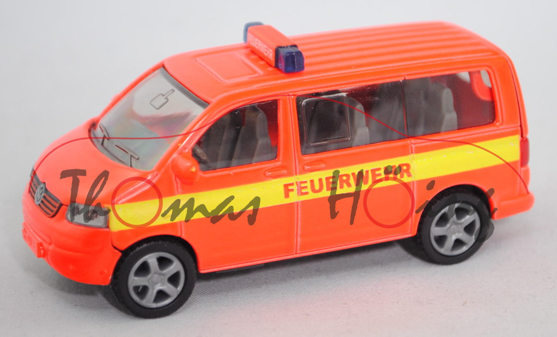 00401 VW T5 Multivan (Typ 7H, Modell 03-09) Feuerwehr-Einsatzleitwagen, leuchthellrot, FEUERWEHR, Li