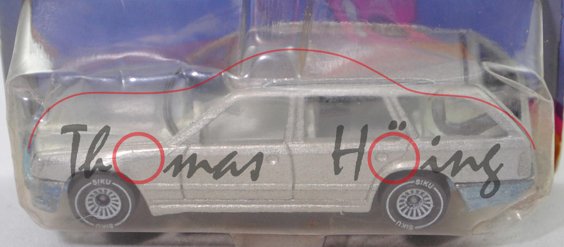 00001 Mercedes-Benz 300 TE (S 124, Modell 85-86), silber, innen lichtgrau, SIKU, 1:55, P21 vergilbt