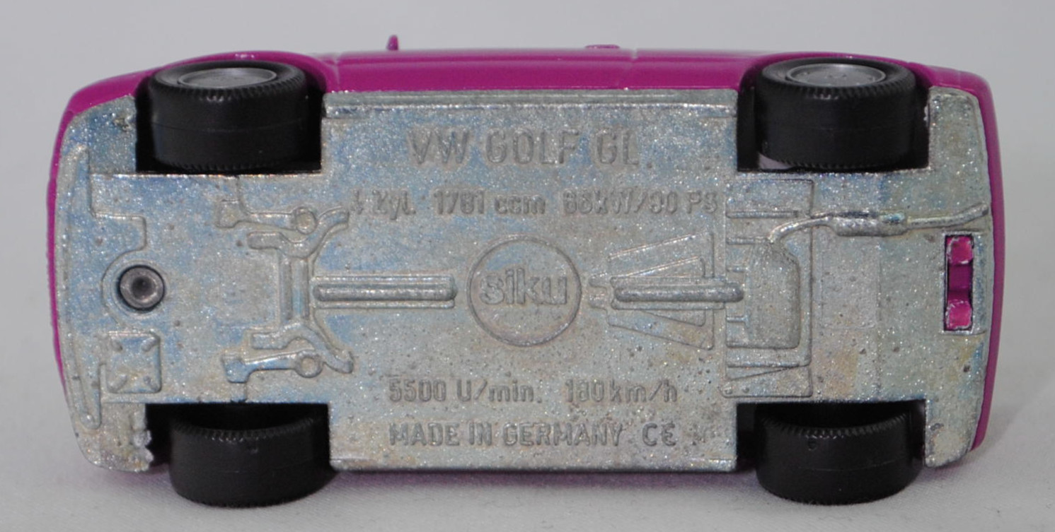 00000 VW Golf III 1.8 GL (Typ 1H, Vorfacelift, Modell 1991-1994), verkehrspurpur, innen grau, Lenkrad schwarz, Chassis chrom, Germ, Bpr. ohne Artikelnummer, SIKU SUPER, 1:56, m-