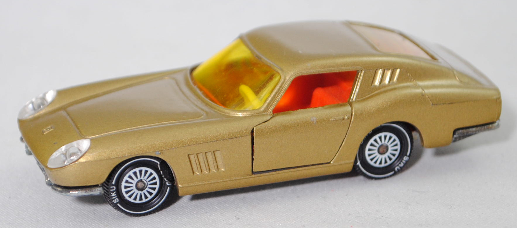 00004 Ferrari Berlinetta 275 GTB (Modell 1965-1966), gold, Bpr. 1012, W-Germ, R11, SIKU, 1:56, P12h