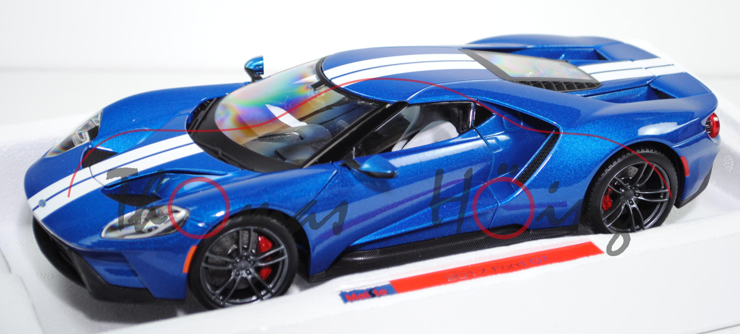 Ford GT (Modell 2017), blaumetallic, Kofferraumdeckel + Motorhaube + Türen zu öffnen, mit Lenkung, M