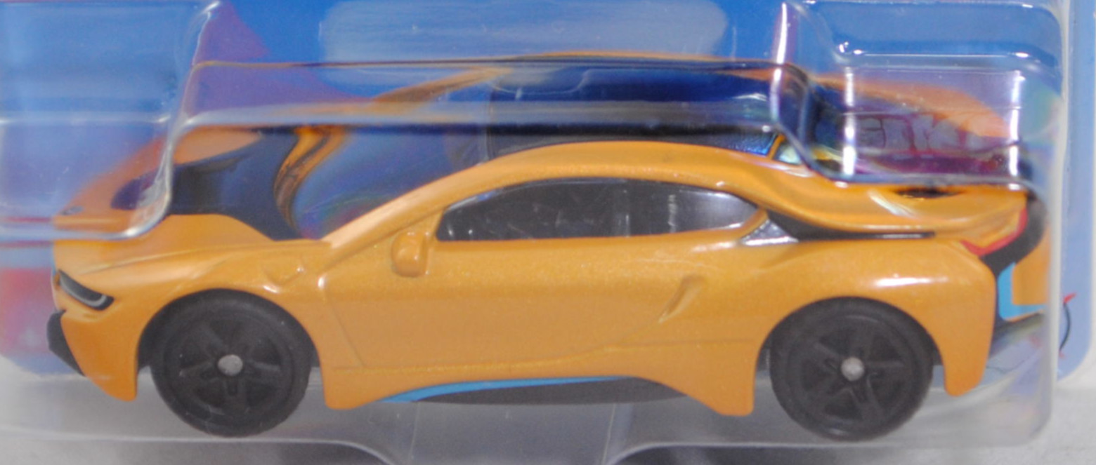 00000 BMW i8 Coupé (1. Generation, Typ I12, Modell 2014-2018), hell-maisgelbmetallic/schwarz, SIKU, 1:59, P29e