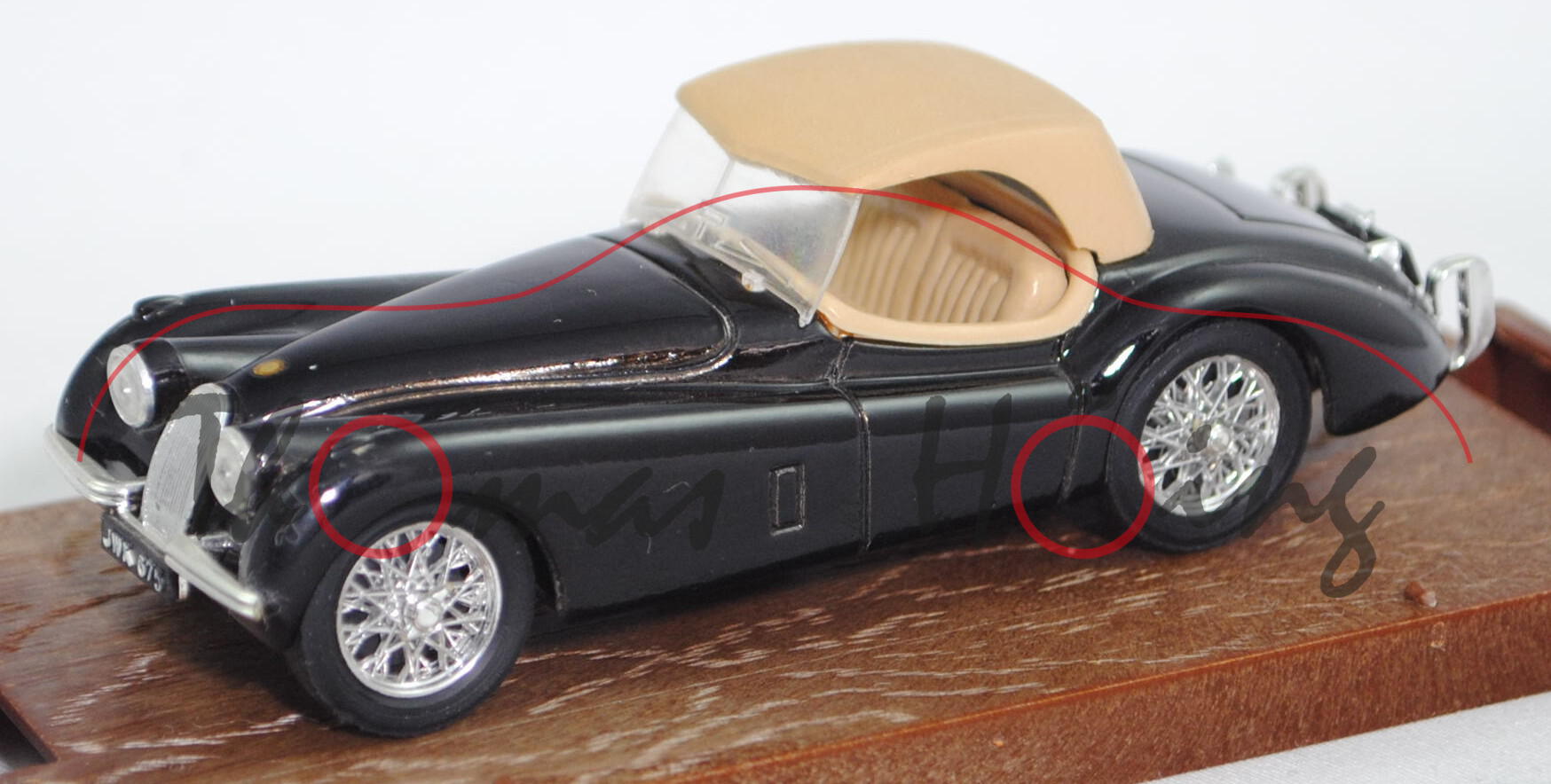 Jaguar XK 120 SE OTS (Open Two Seater, Modell 1951-1954), schwarz, innen beige, brumm, 1:43, PC-Box