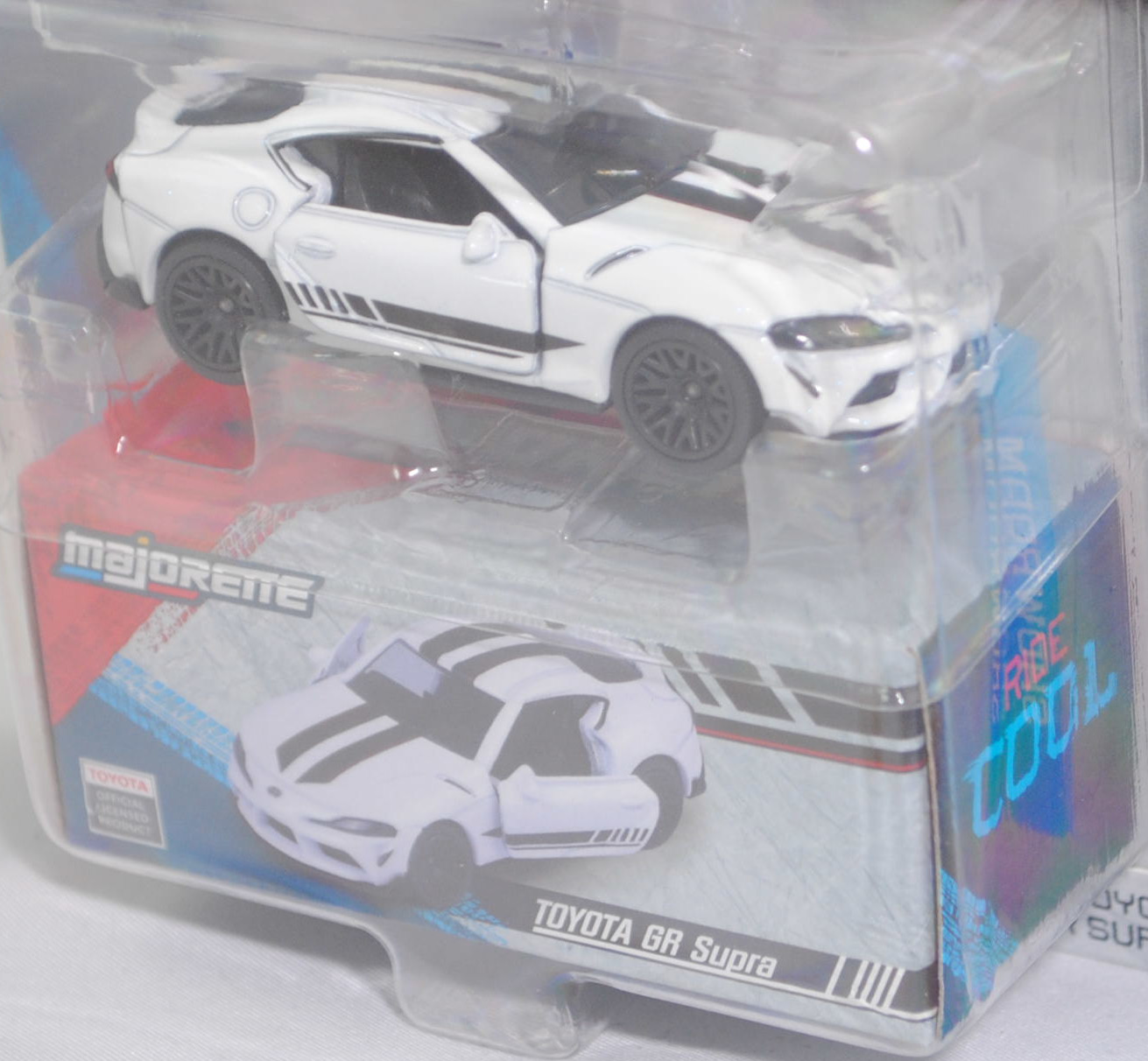 Toyota GR Supra SZ-R / Dynamic (interne Baureihenbezeichnung A90 bzw. J29 Modell DB21, Modell 2019-) (Nr. 292M), weißmetallic, majorette, 1:56, Blister (SHOWROOM DELUXE CARS)