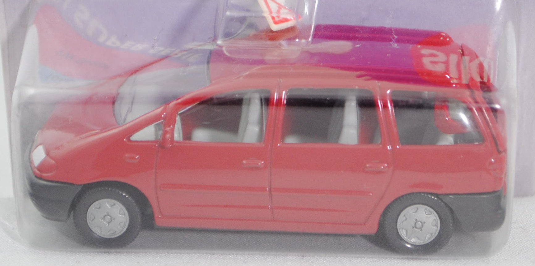 00001 VW Sharan I 2.8 VR6 Carat (Mod. 95-97), rubinrot, Bpr. 6 Zylinder/5800 U/min, SIKU, 1:55, P27