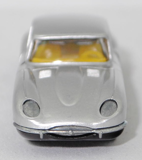00007 Jaguar E-Type 2+2 SI Coupé 4.2 Liter (Serie 1, Typ 2+2-Sitzer Coupé, Modell 1966-1967), silber, innen gelb, W-Germ, Verglasung rauch, R11 gerillt, SIKU SUPER, 1:61, m